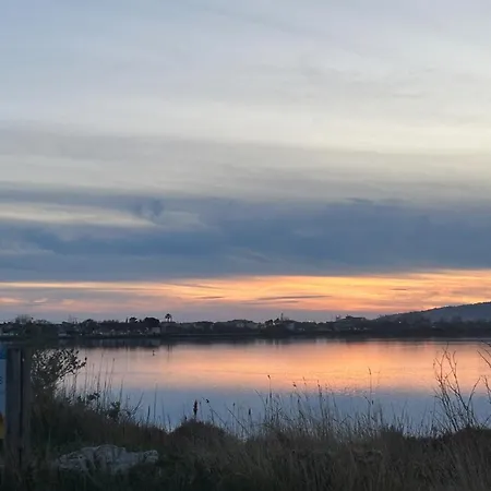 度假居 Breathtaking Sea View! 弗龙蒂尼昂