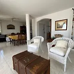 Breathtaking Sea View! بيت للعطل